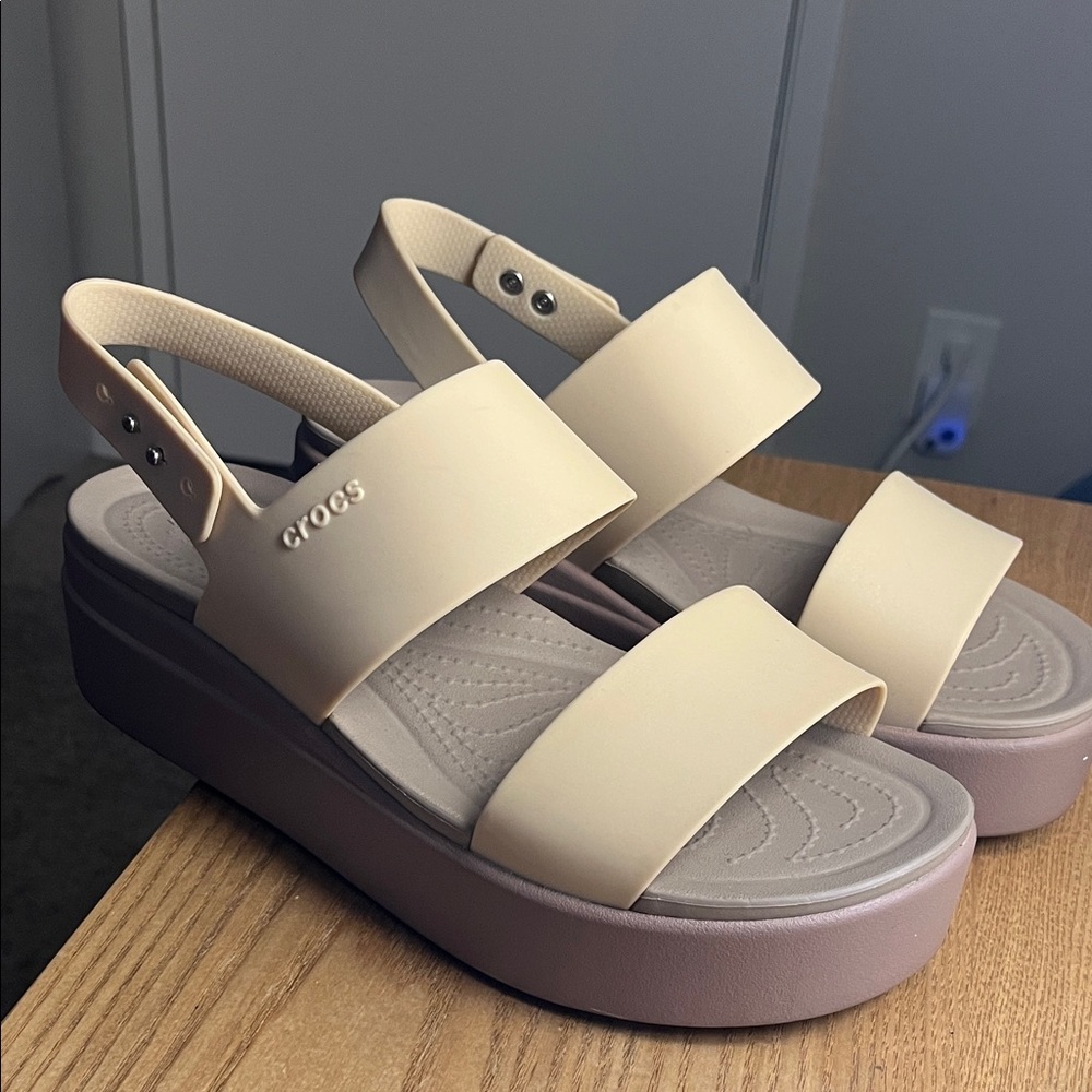 CROCS Women's Beige and Mauve Platform Sandals